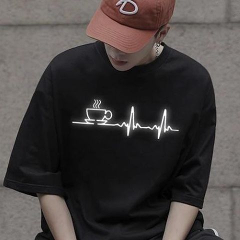 [HCM]Áo Thun Nam Phom Rộng Hình In Ly Cafe Phản Quang Vải Cotton 75% Dày Mịn Đẹp.