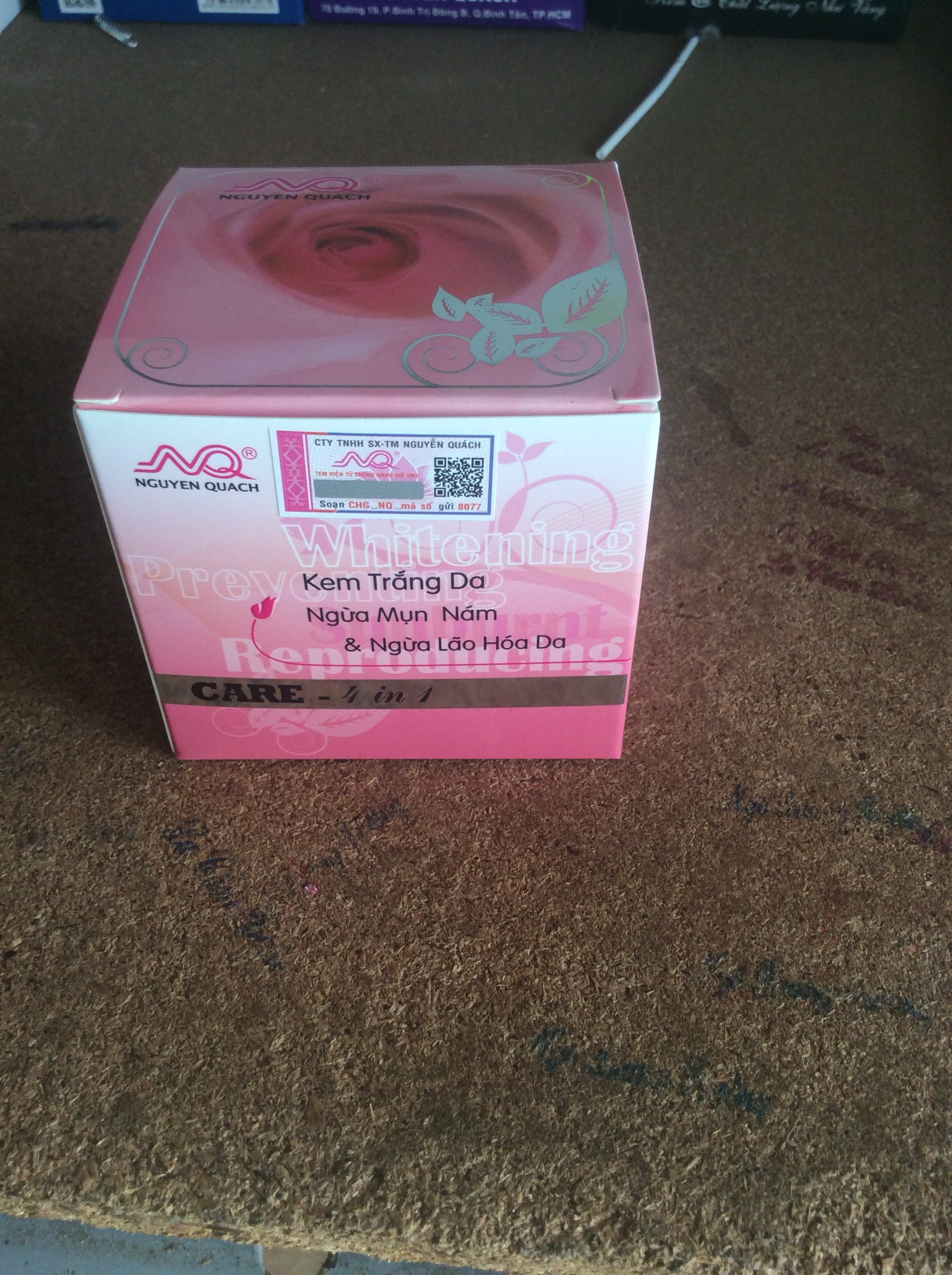 Kem Nguyễn Quách trắng da ngăn ngừa mụn nám, tái tạo da ( 4 in 1)- Bông Hồng 12g