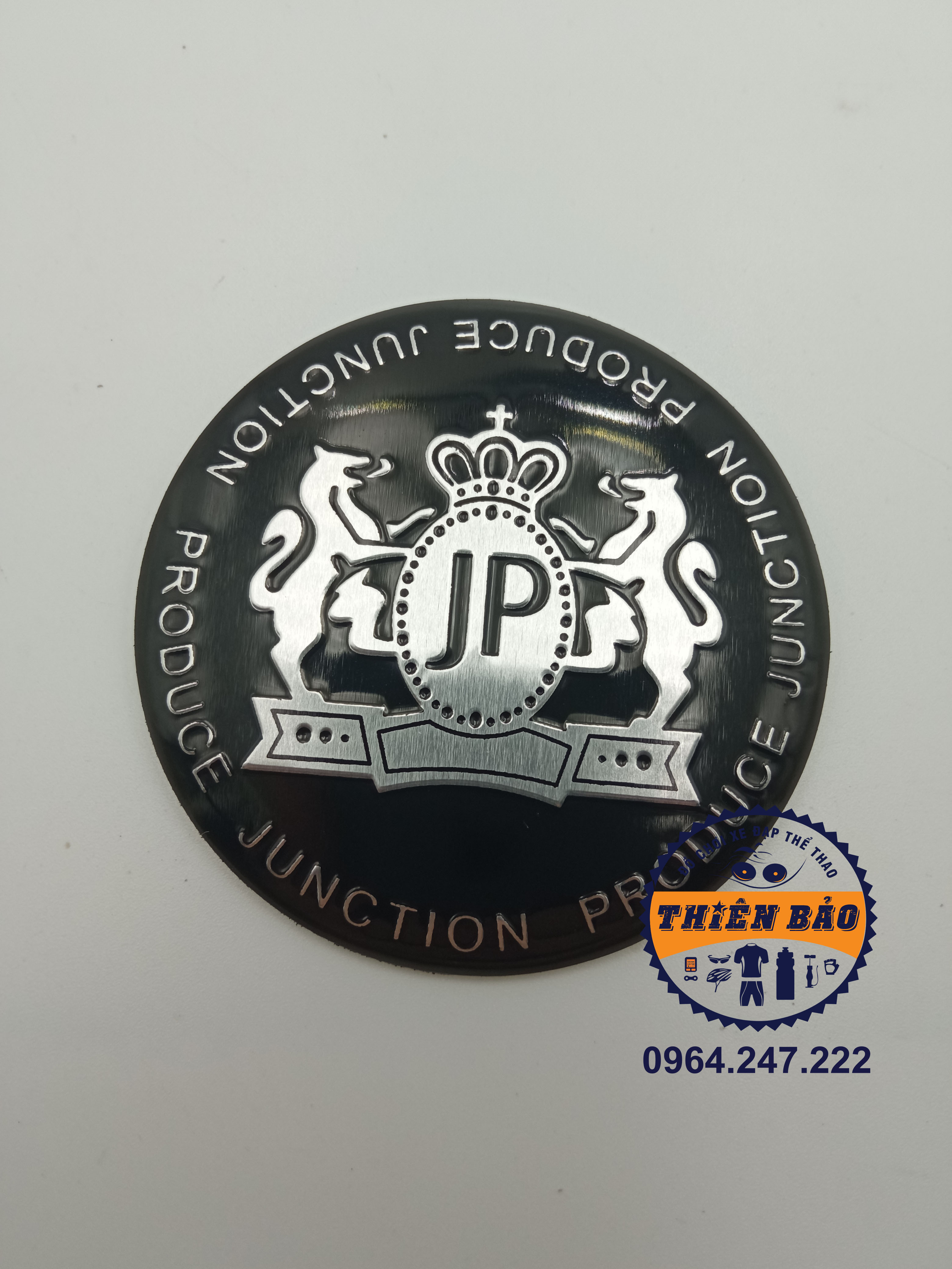 Tem nhôm dán xe JP, Logo nhôm dán xe máy miếng dán trang trí Japan pro junction, stiker dán xe tròn đen nền đen #151