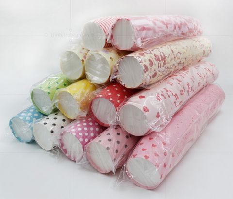 Bộ 50 Cup Giấy Cứng Nướng Làm Bánh Cupcake Muffin 6cm (Mầu Ngẫu Nhiên)