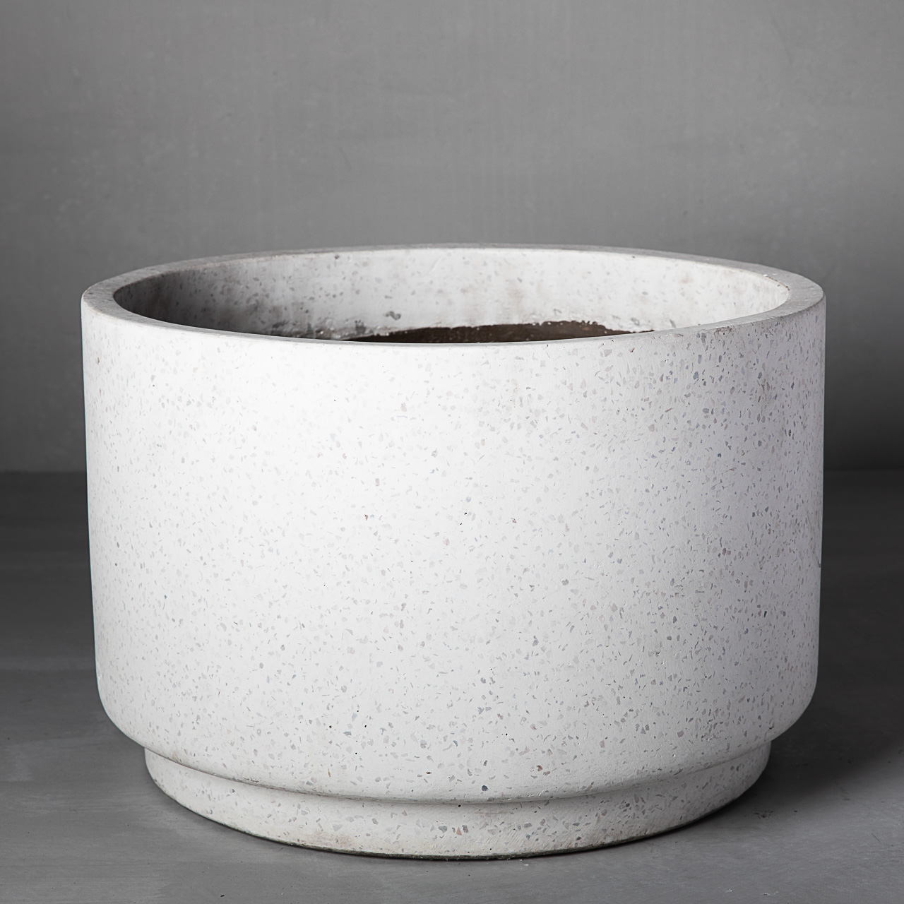 Chậu Xi Măng Đá Mài Tròn Trụ Bo Đáy | 45cm