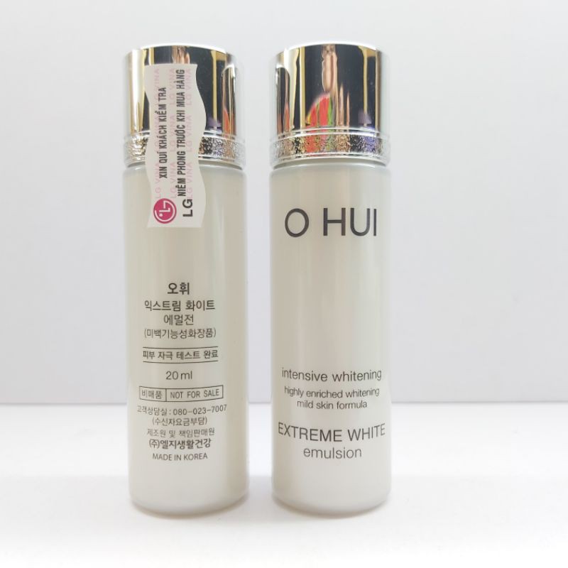 Cặp nước hoa hồng và sữa dưỡng trắng da ohui extreme white mini 20ml +20ml