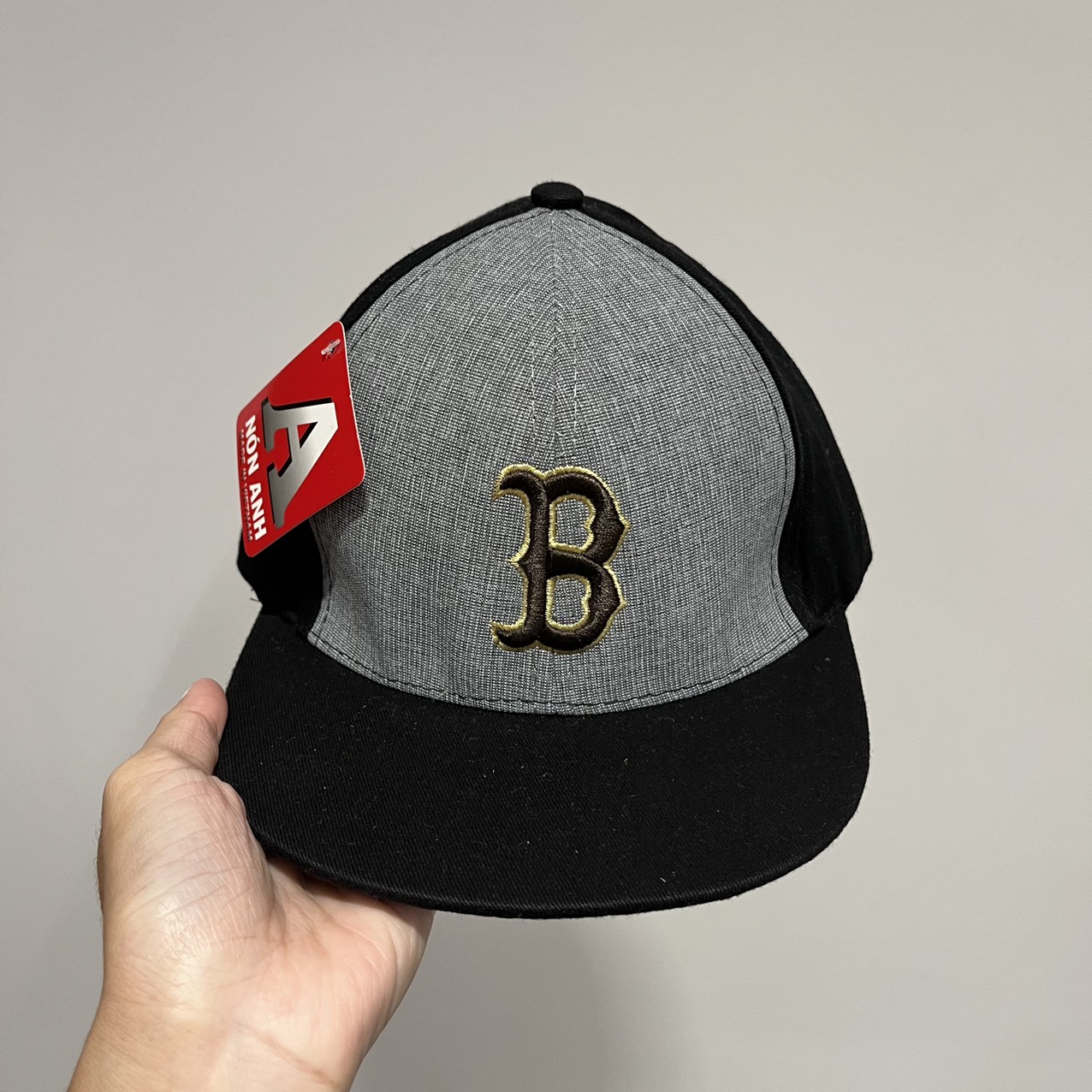 Mũ hiphop,snapback thêu logo ny&b cho bé trai,gái