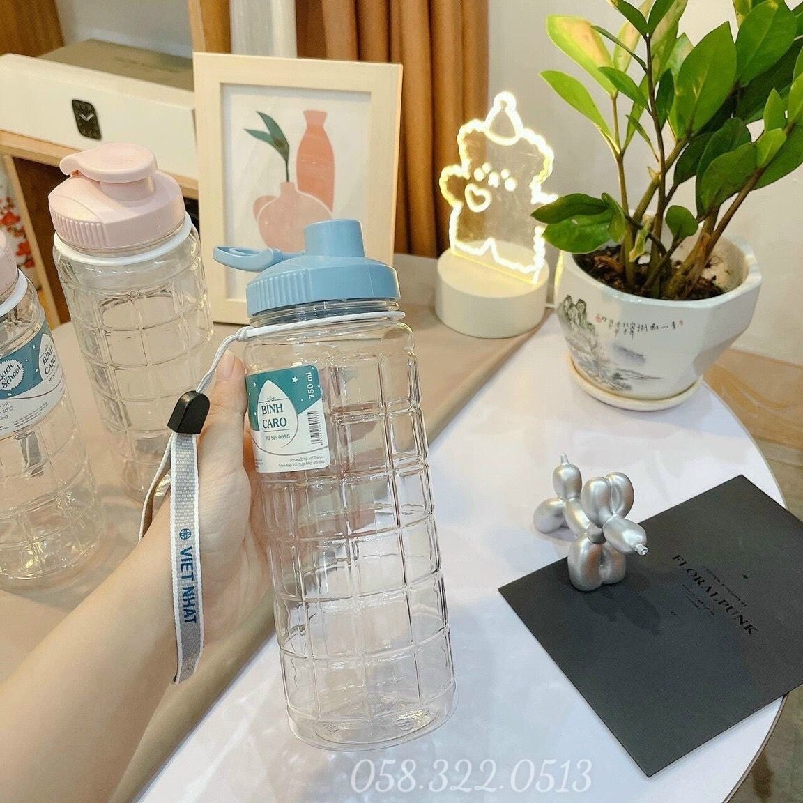 Bình đựng nước uống Ca ro nhựa Việt Nhật siêu bền
