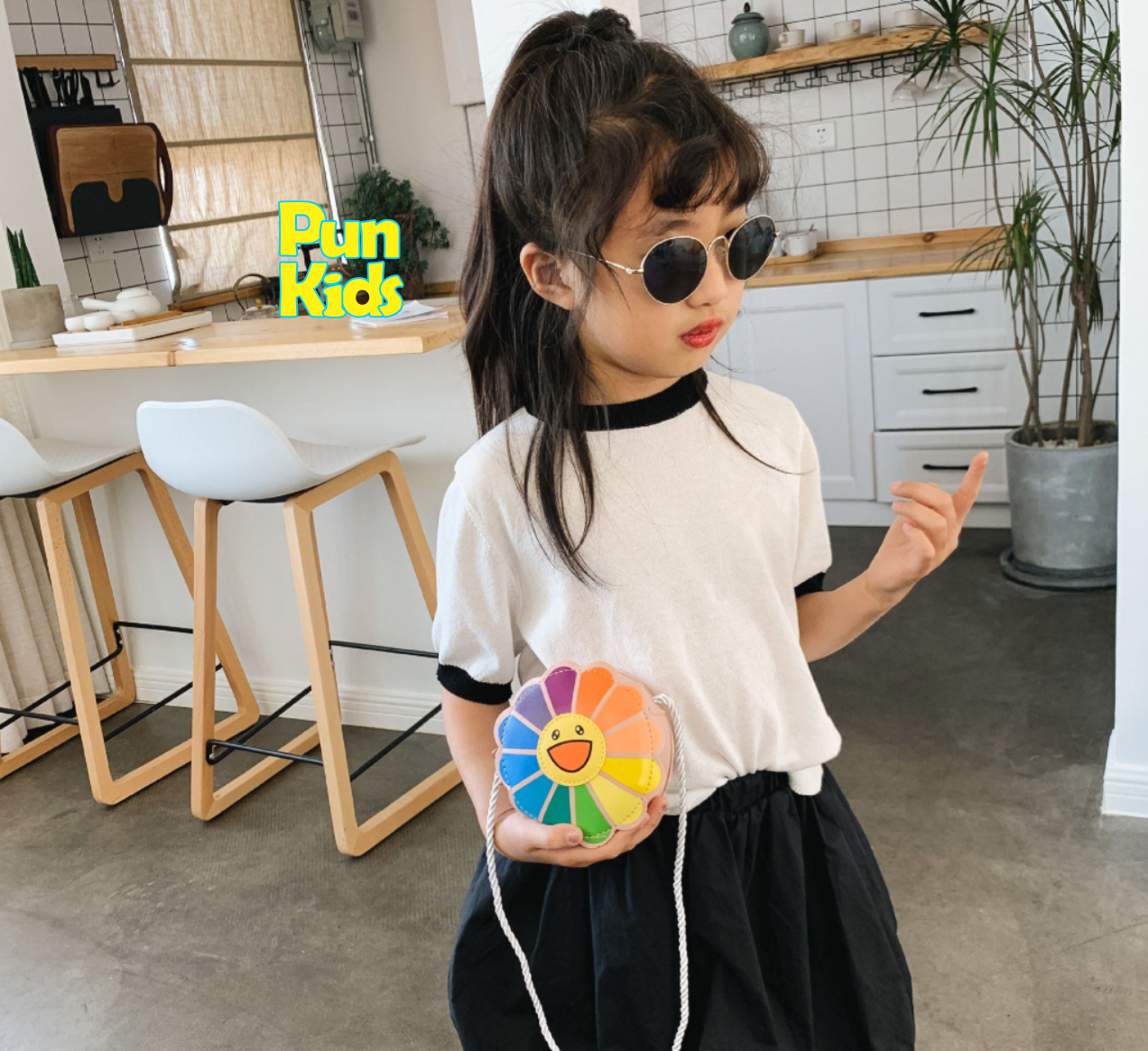 [HCM]Túi Đeo Chéo Bé Gái Thời Trang 2020 Hình Mặt Trời Nhiều Màu Ngỗ Ngĩnh Có 4 Màu Lựa Chọn