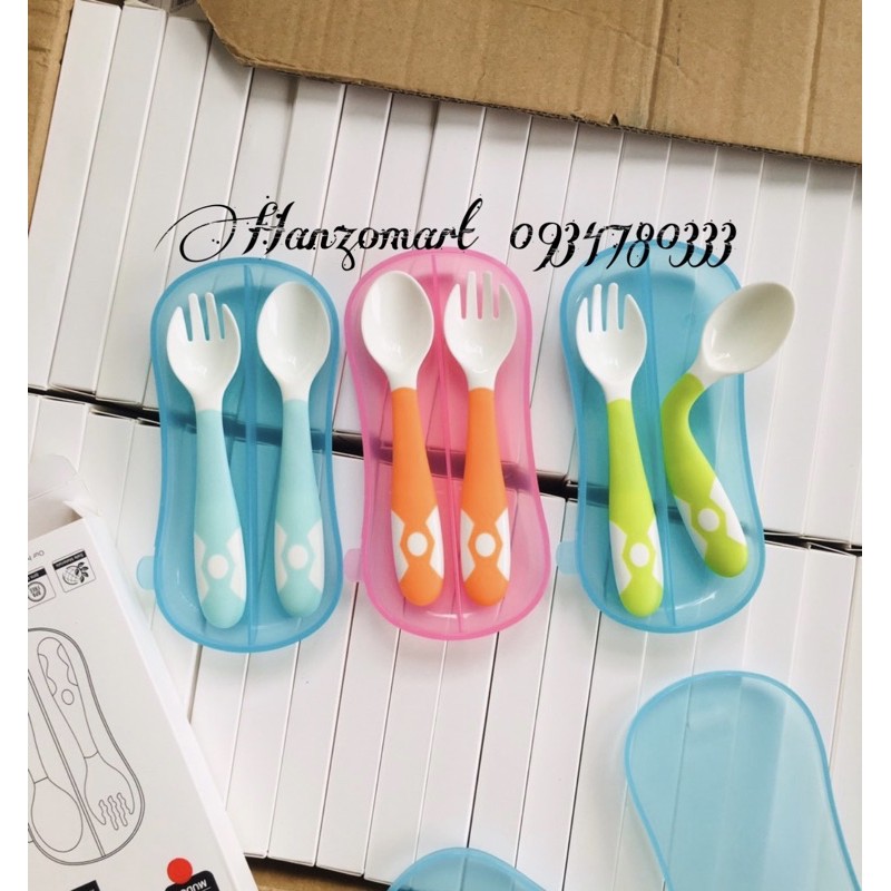 Bộ Thìa Dĩa Nĩa Silicon Uốn Cong/Uốn Dẻo Kèm Hộp Cho Bé Tập Xúc ( Bé Ăn Dặm)