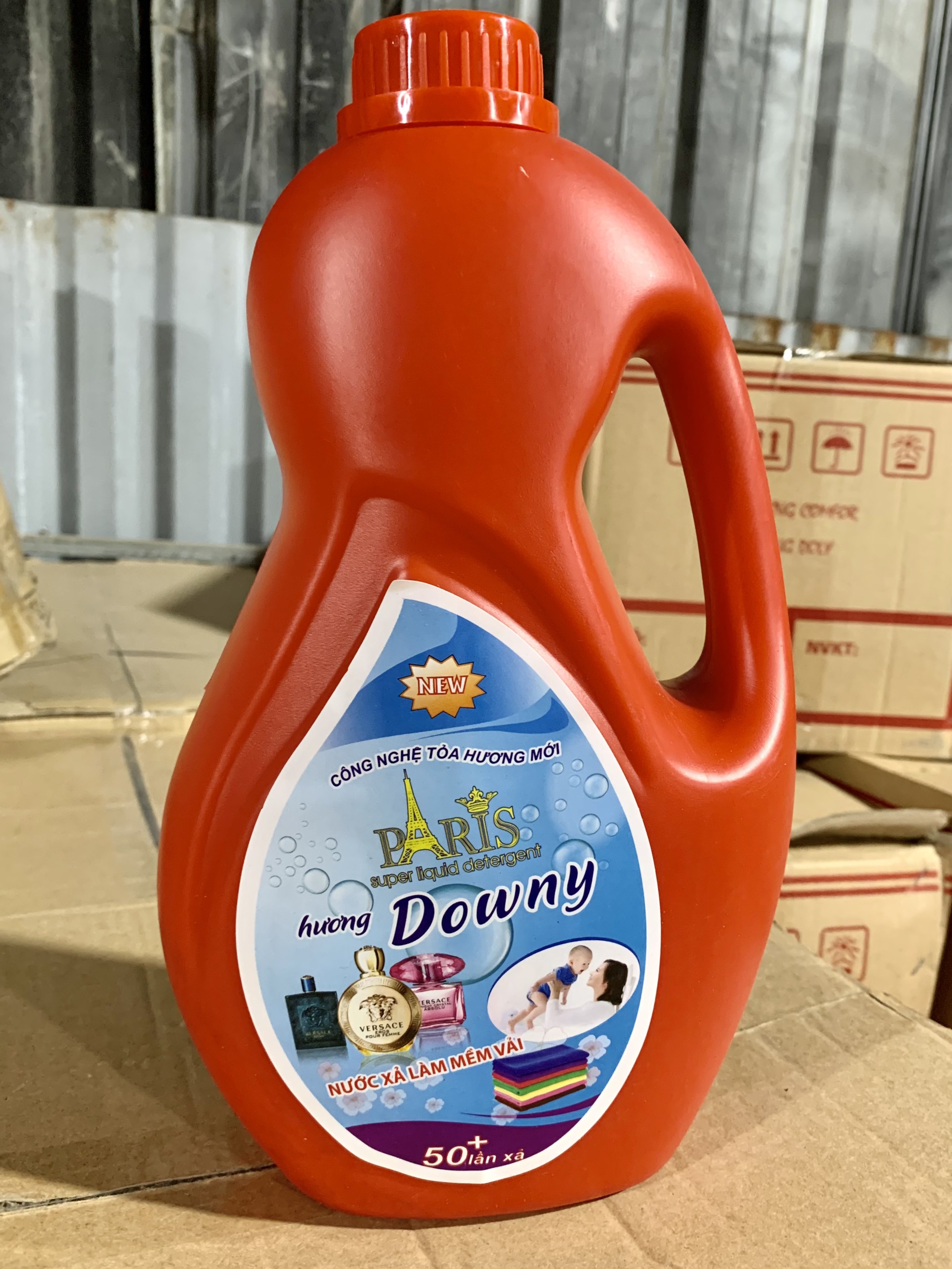 Nước Xả Vải Paris Hương Downy cực thơm Can 2.2L