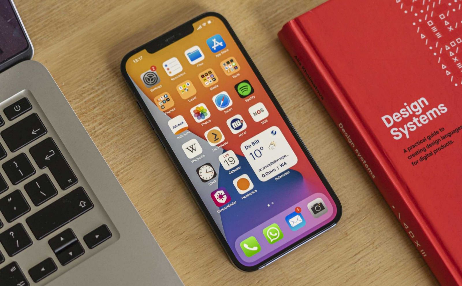ĐIỆN THOẠI PHIÊN BẢN X 64GB Q. TẾ FULL CHỨC NĂNG CÒN ĐẸP TẶNG KÈM PHỤ KIỆN