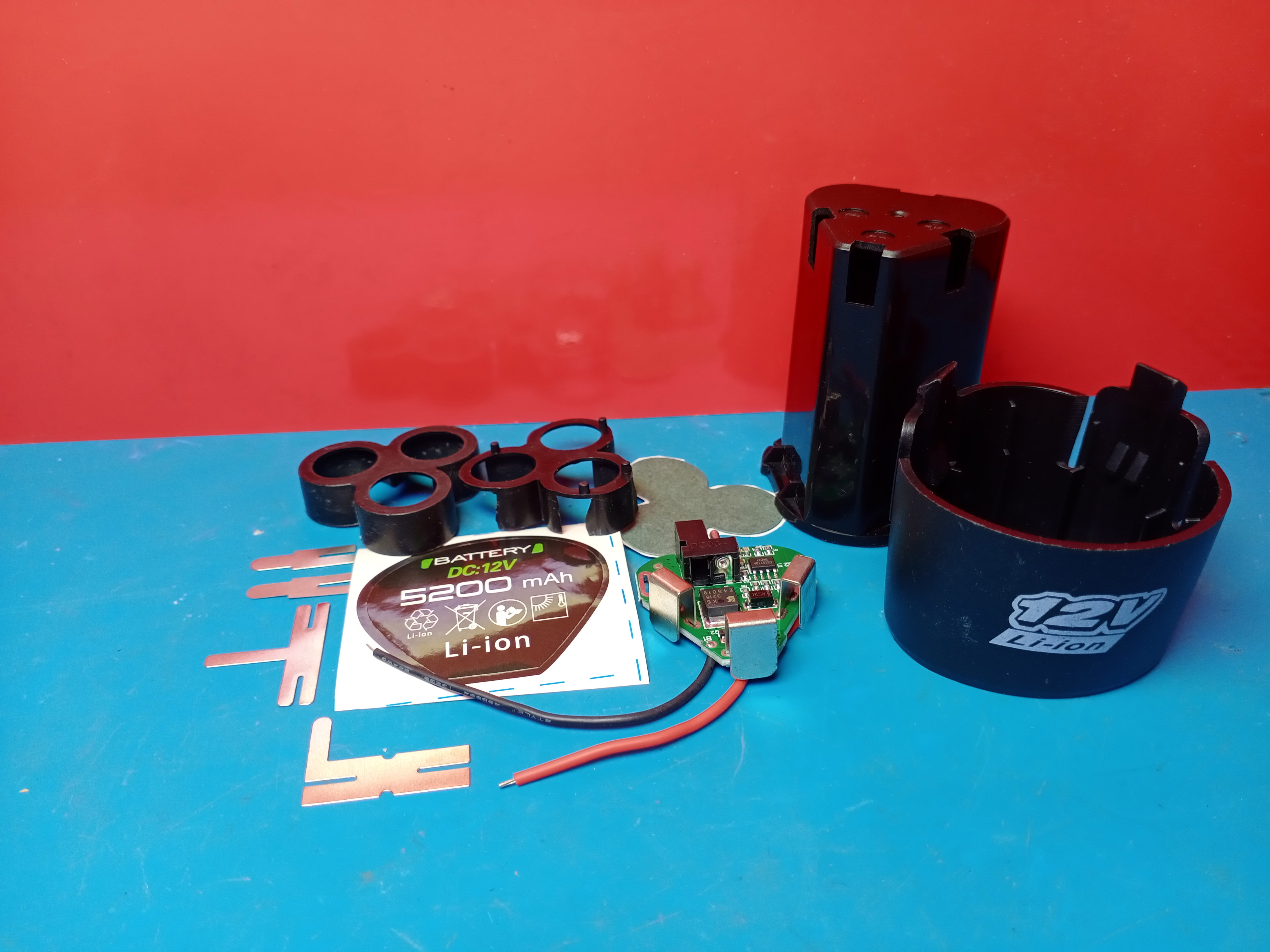 Vỏ pin 12v tam giác cho máy tq