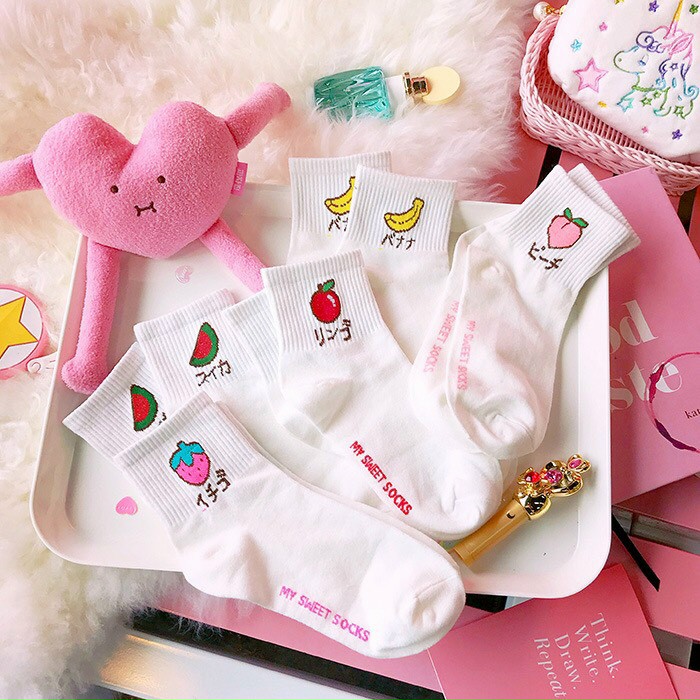 Set 5 đôi tất vớ hoa quả cổ vừa trắng in chữ