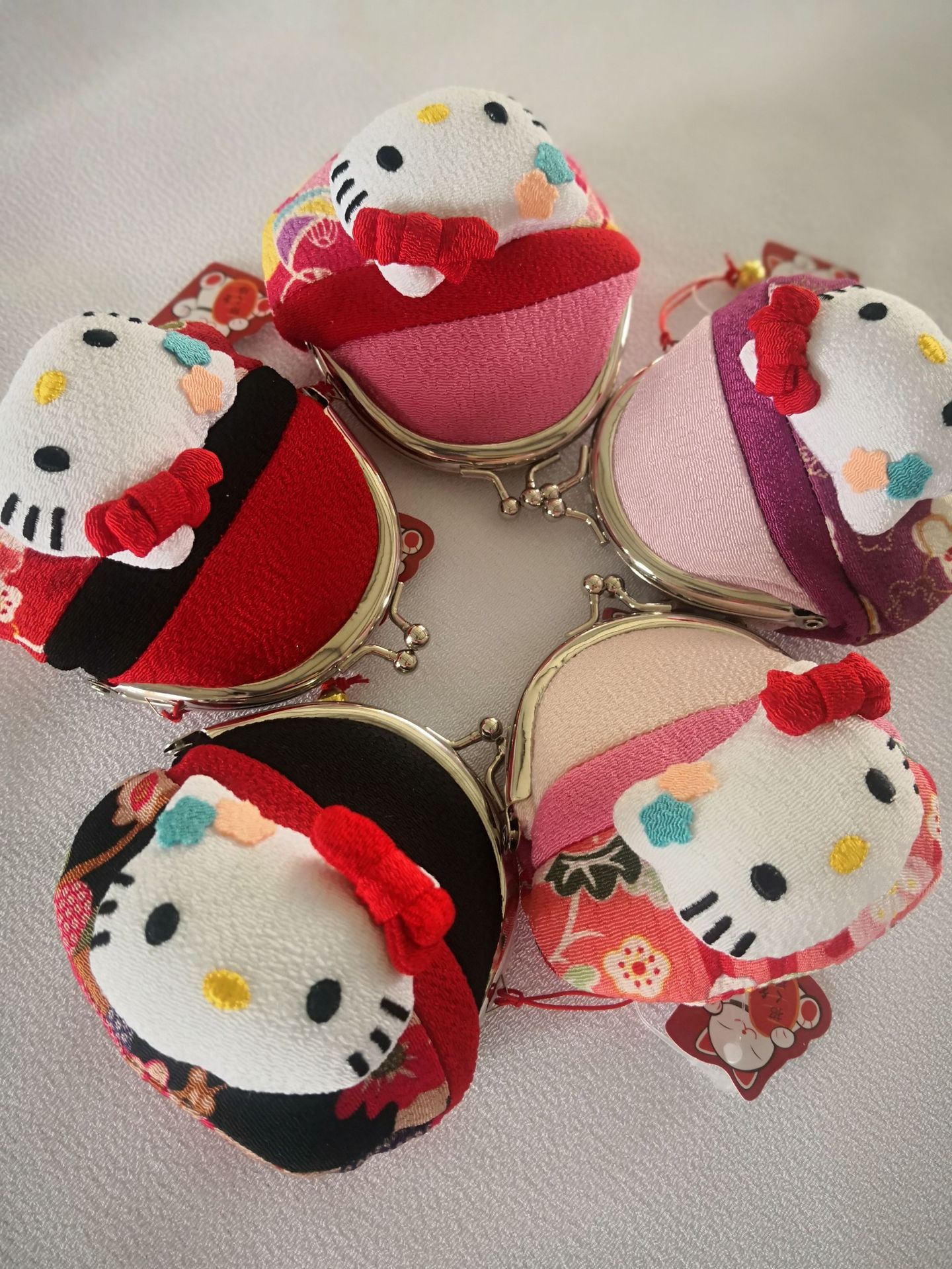 Hàng xuất Nhật - Ví Mèo Hello Kitty Nhật Bản đựng xu bỏ túi, Bóp Hello Kitty mini phong cách truyền thống Nhật, Bóp xu
