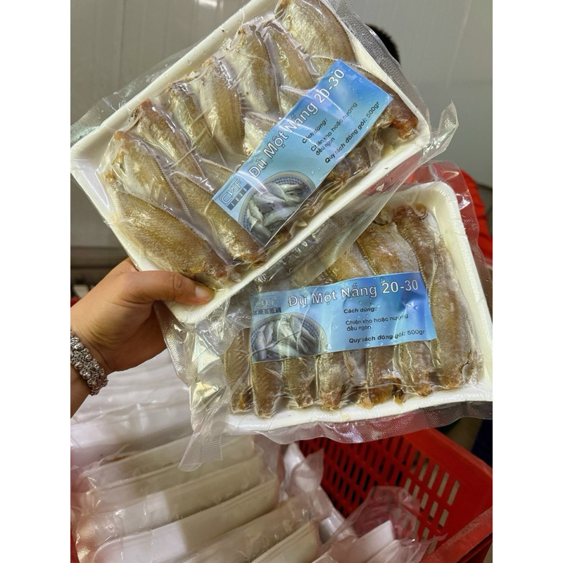 Khô cá đù 1 nắng 20 đến 30con kg - bịch 500g (giao tphcm)