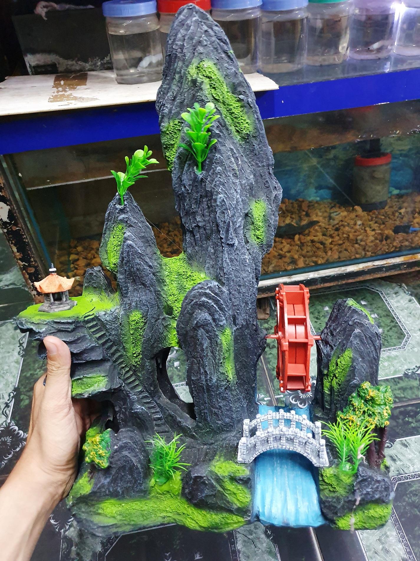 "hoàn tiền đến 10%" cảnh núi có bánh quay trang trí hồ cá non bộ 32x11x44cm