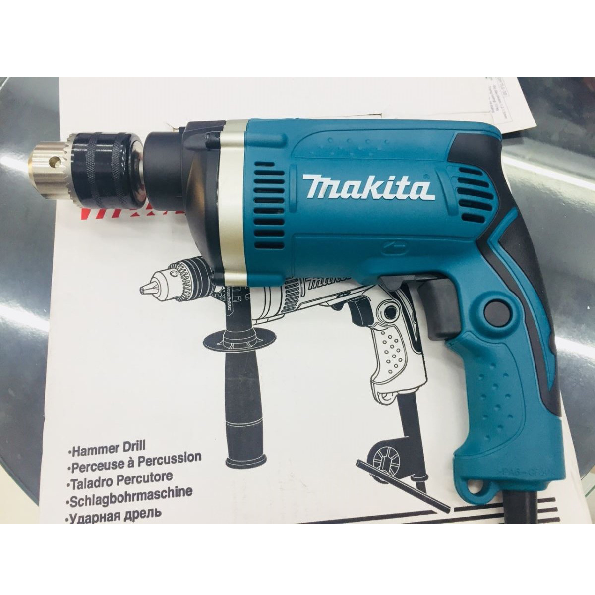Khoan búa Makita hp1630 cầm tay - máy khoan bê tông công xuất cao - máy khoan chuyên dụng - Bộ Máy Khoan Đa Năng - Máy Khoan Cầm Tay Có Búa - Khoan Bắn Vít Makita 13Mm Cao Cấp - máy khoan tường