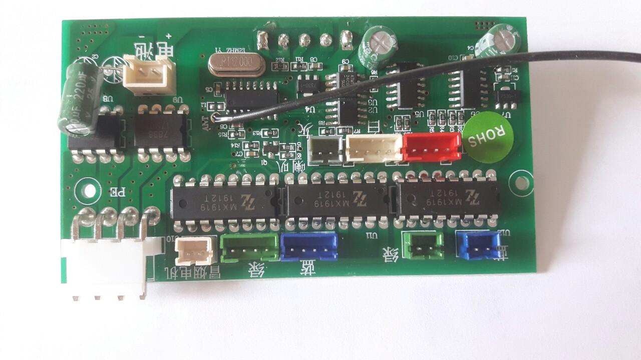 RX máy xúc Huina580 điều khiển từ xa