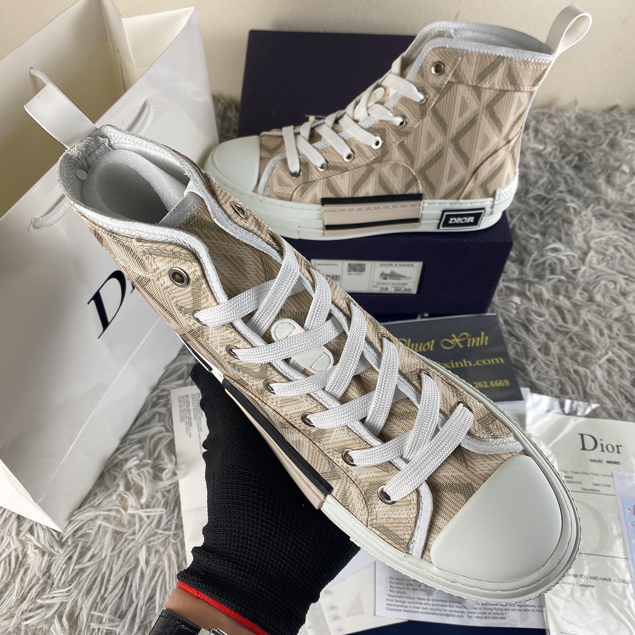 Dior Men and Hajime Sorayamas RetroFuturistic Collection Releases  Online  Dior shoes Dior sneakers High top sneakers