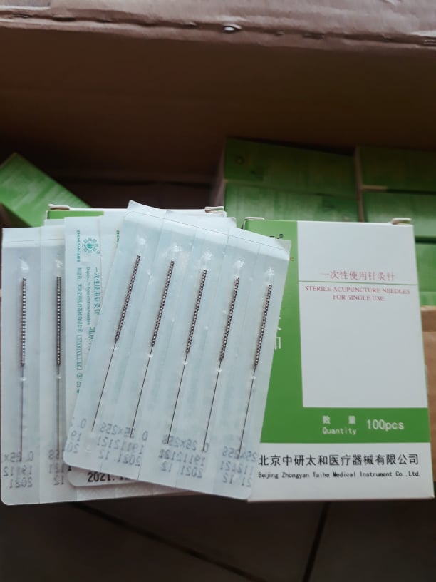 Kim châm cứu Thái Hòa kích thước 0.25x25mm ( kim 3)