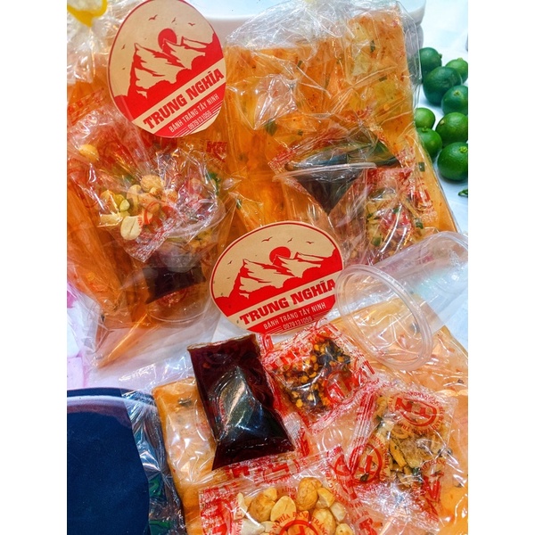 Bánh Tráng Tôm Me . Trung nghĩa