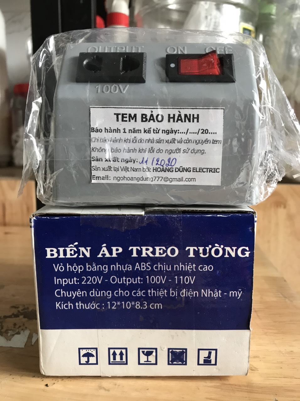 Biến áp 220V ra 110V DNT Công suất 200W