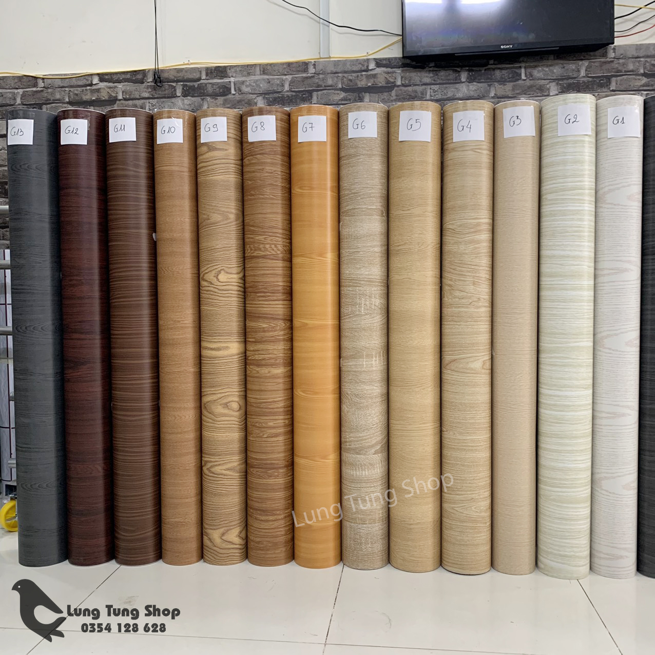 Chia sẻ:  0 [ Vân gỗ - Chọn màu ] Decal vân gỗ - Giấy dán tường bàn tủ có sẵn keo ( khổ 1,2m )