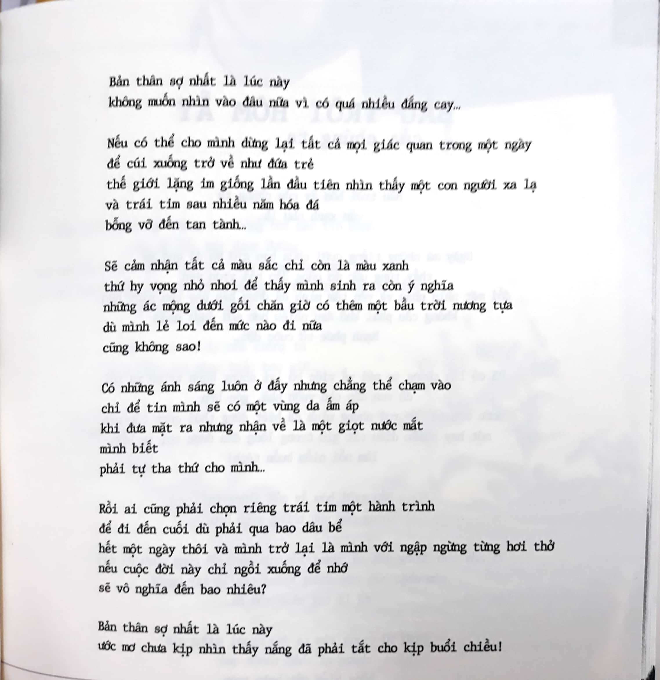 Fahasa - sao phải đau đến như vậy