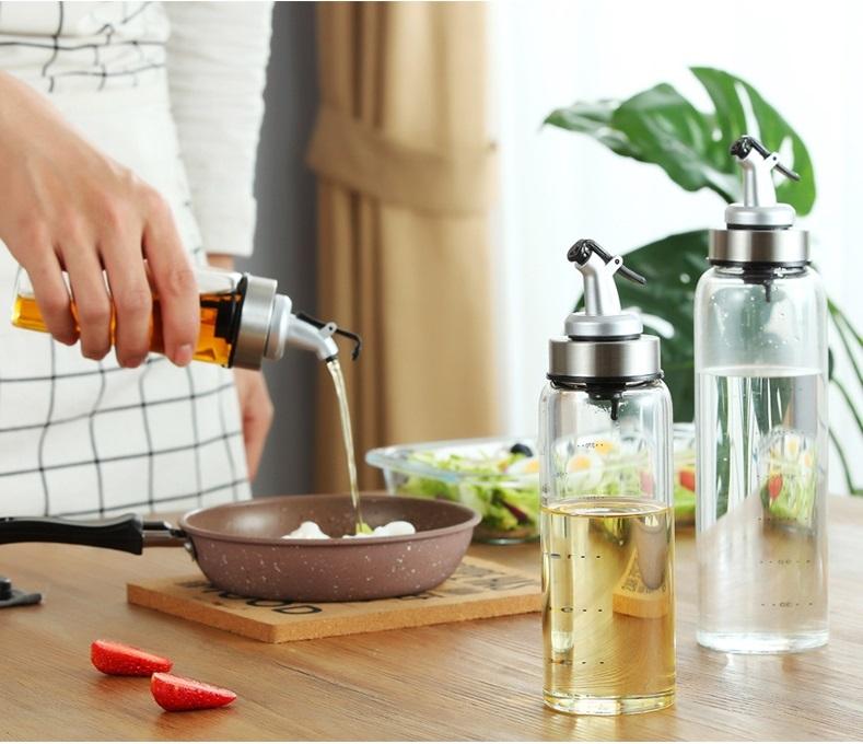 Bộ 3 Chai Thuỷ Tinh Tròn Đựng Dầu ăn, gia vị Oil Can Có Vòi Chiết Rót Tiện Lợi 500ml (Vạch chia 450ml)