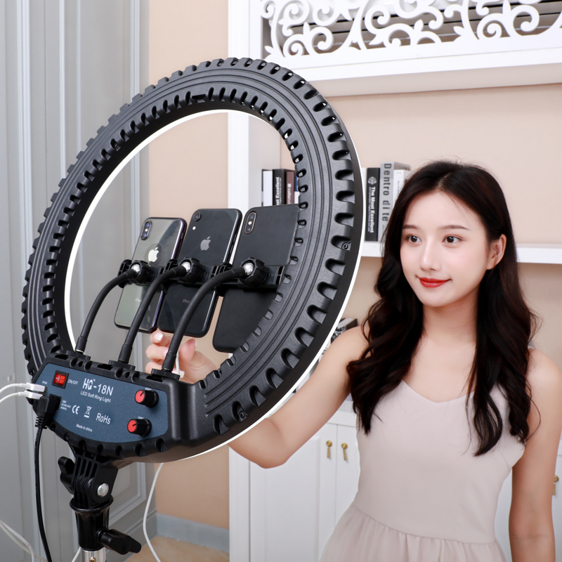 [HCM][ Mẫu Mới Nhất 2023 ] Sát Thủ Livestream  Thiết Bị Ánh Sáng Studio  Makeup Chụp Ảnh 45cm ( Tặng 3 Kẹp Điện Thoại )  Đèn LED Ring RL-18 Size 45CM - Trang Điểm - Spa - Size Lớn Cao Cấp Giá Rẻ  Đèn Xoay 360 Độ Tùy Chỉnh Mức Sáng