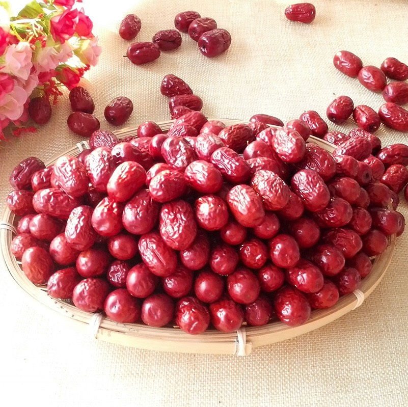 Táo Đỏ Nguyên Trái Tân Cương Loại to 300g