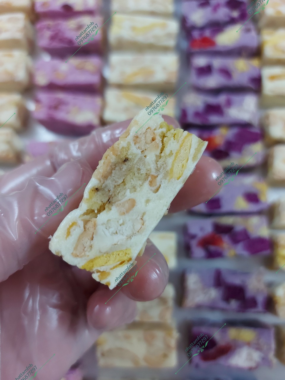 Kẹo nougat vị Cốt dừa Chuối Mít, kẹo hạnh phúc vị cốt dừa nhân chuối mít sấy
