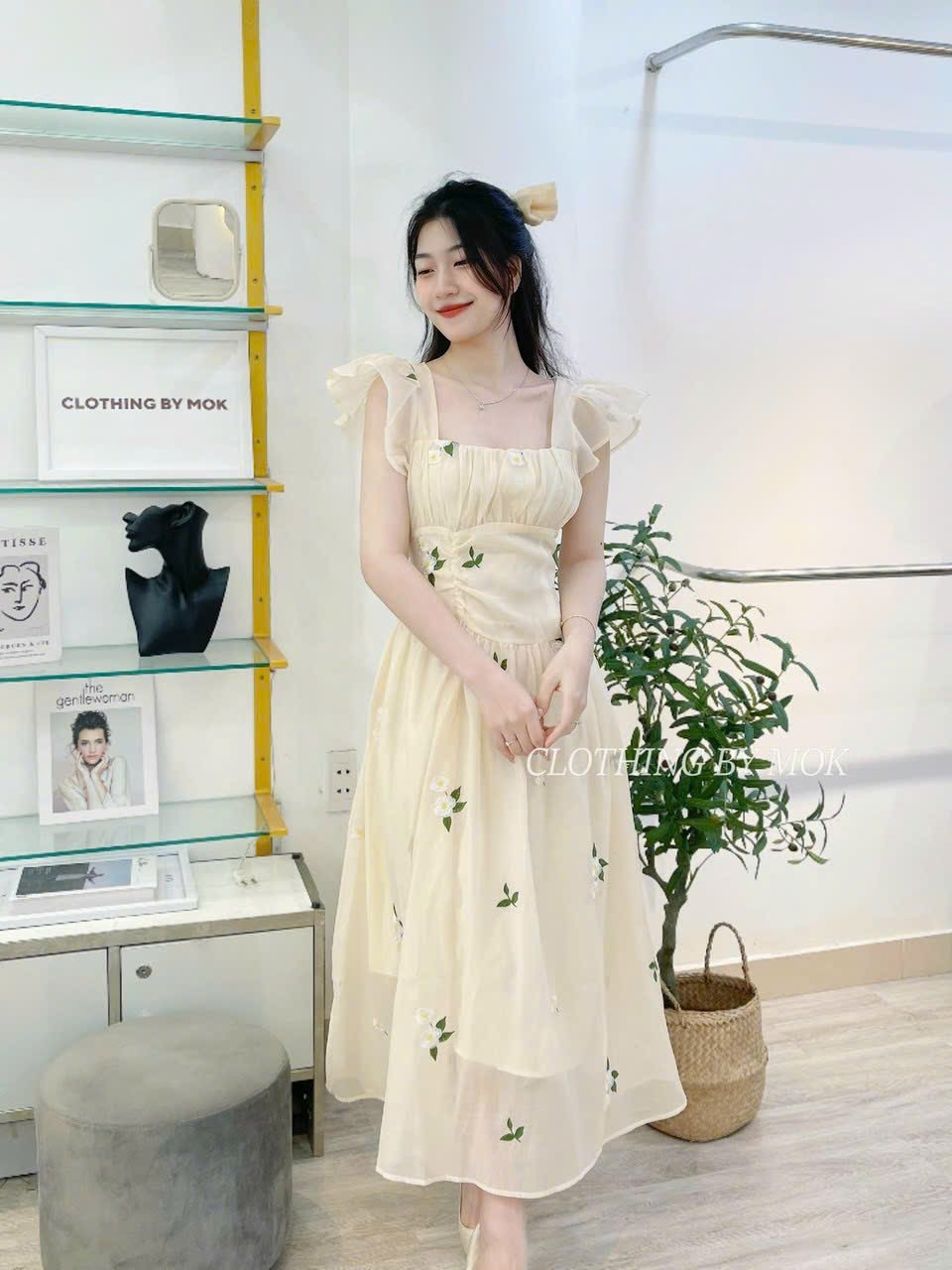 Đầm xòe voan hoa bèo vai nhún ngực có mút