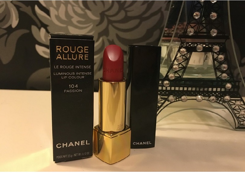 Son chanel rouge allure -152 insaisissable - màu đỏ cam