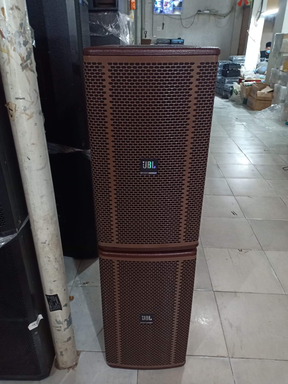 Loa karaoke và nghe nhạc 3 tấc thùng sơn chống trầy KP 6012 Cao cấp