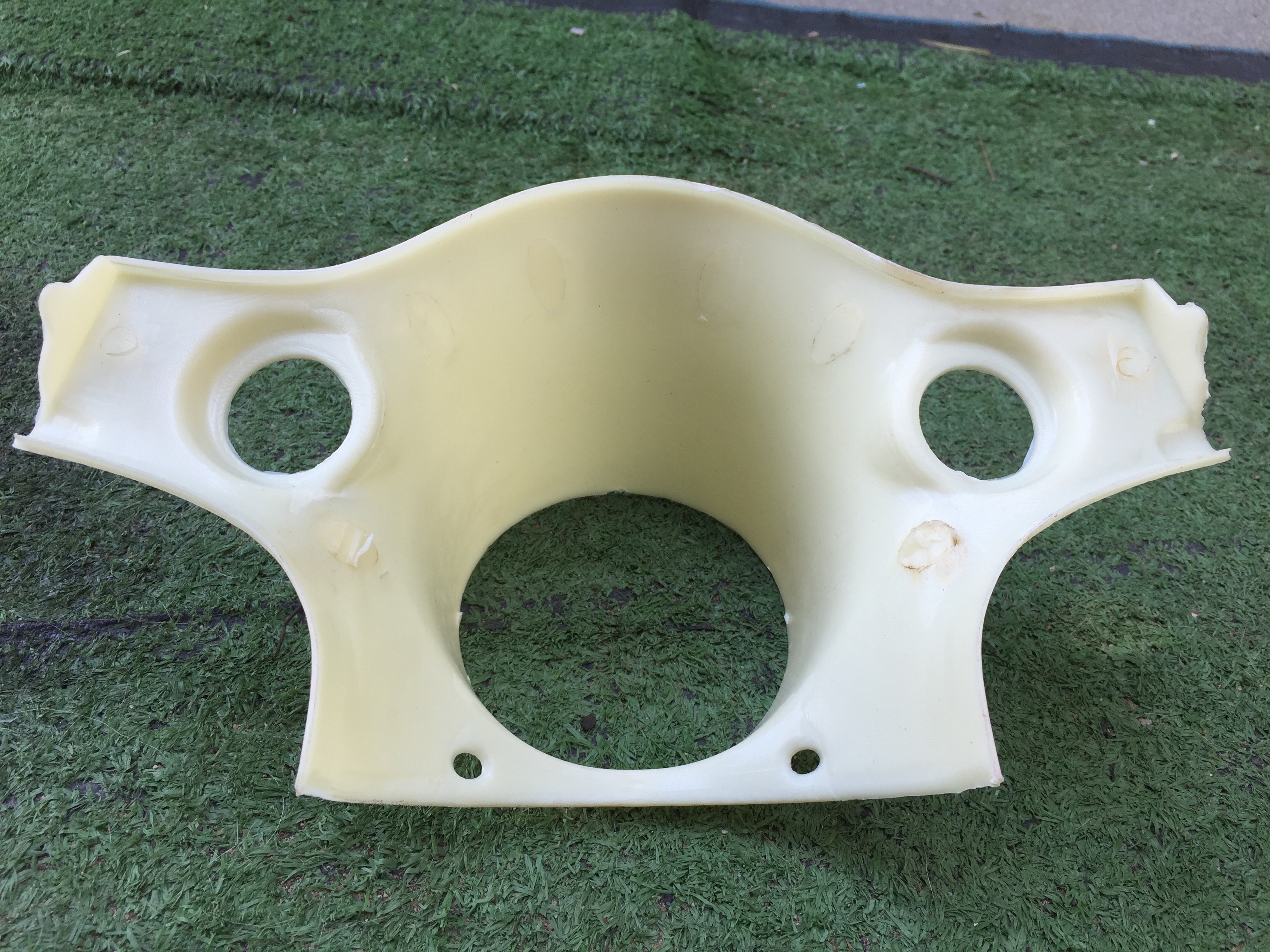 bợ cổ bằng nhựa trắng chưa sơn cho dame - cub đầu bằng 78-80..