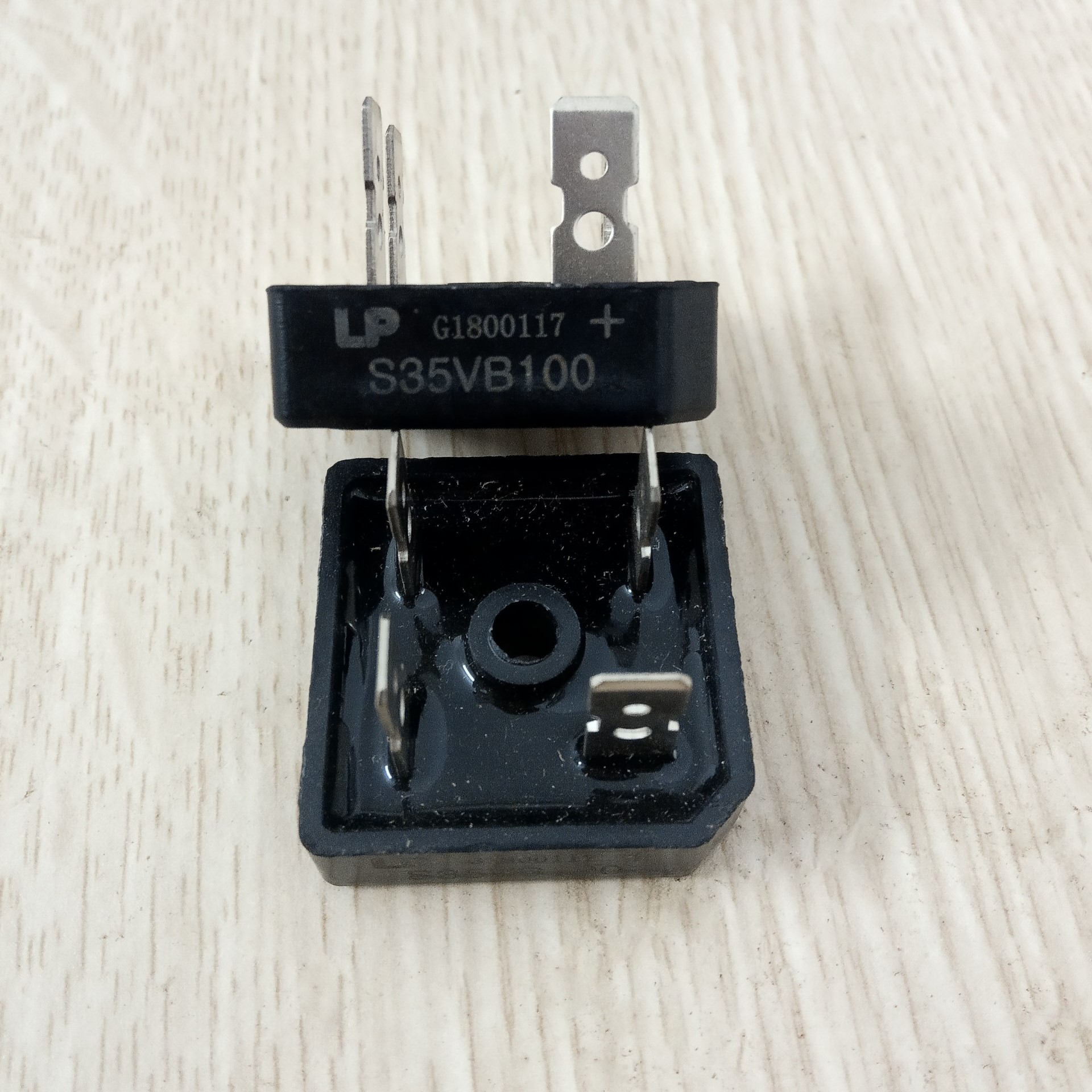 Diot cầu 35a 1000v s35vb100 - diode chỉnh lưu dòng điện 220v