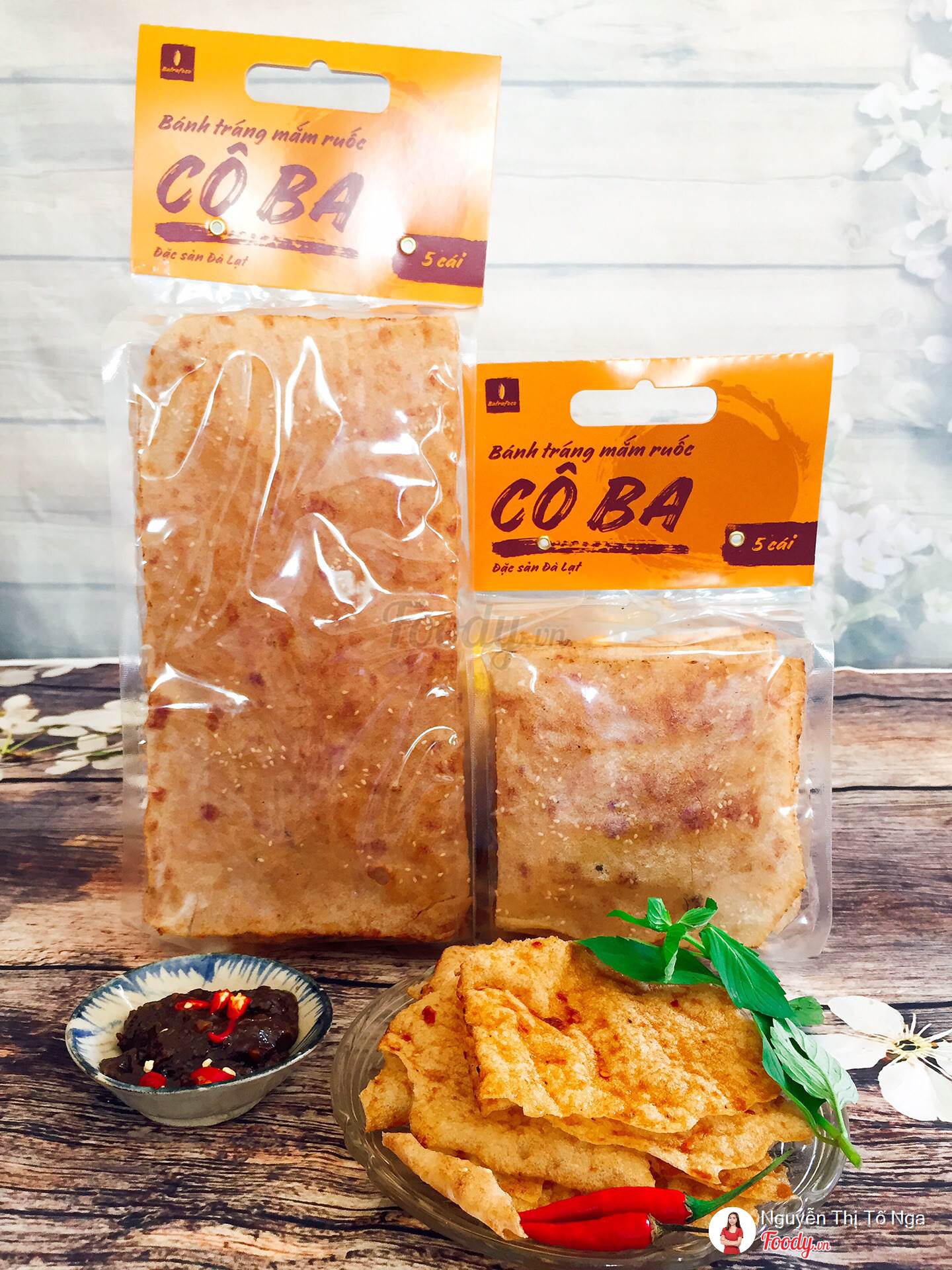 Bánh tráng mắm ruốc Cô Ba đặc sản Đà Lạt món ngon khó cưỡng