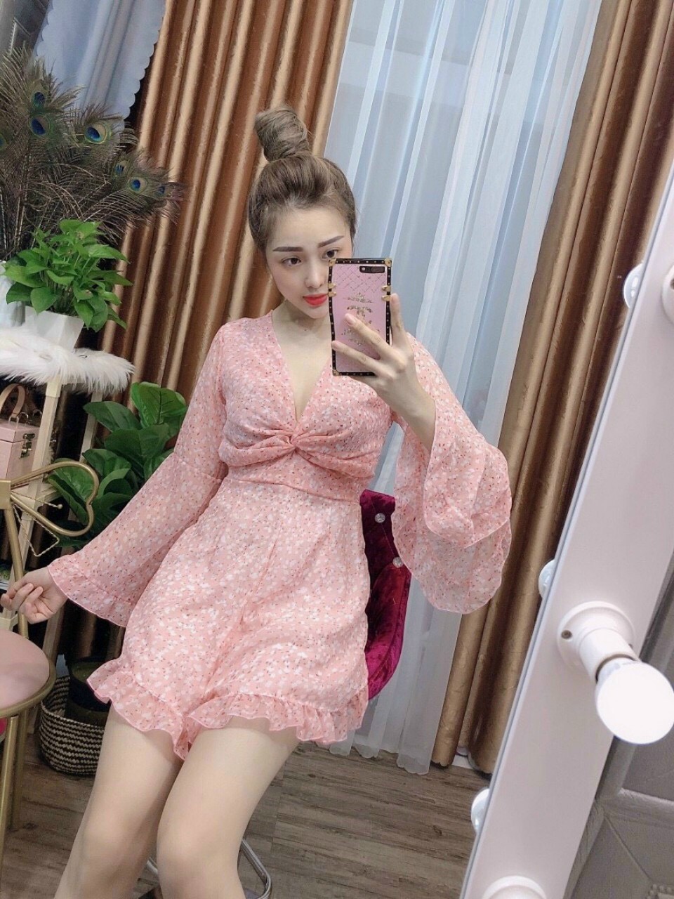 [HCM][HÌNH THẬT] ĐẦM XÒE KIỂU CỔ CHỮ V NHÚM NHỰC TAY DÀI ỐNG LOE ĐI CHƠI TÔN DÁNG LP