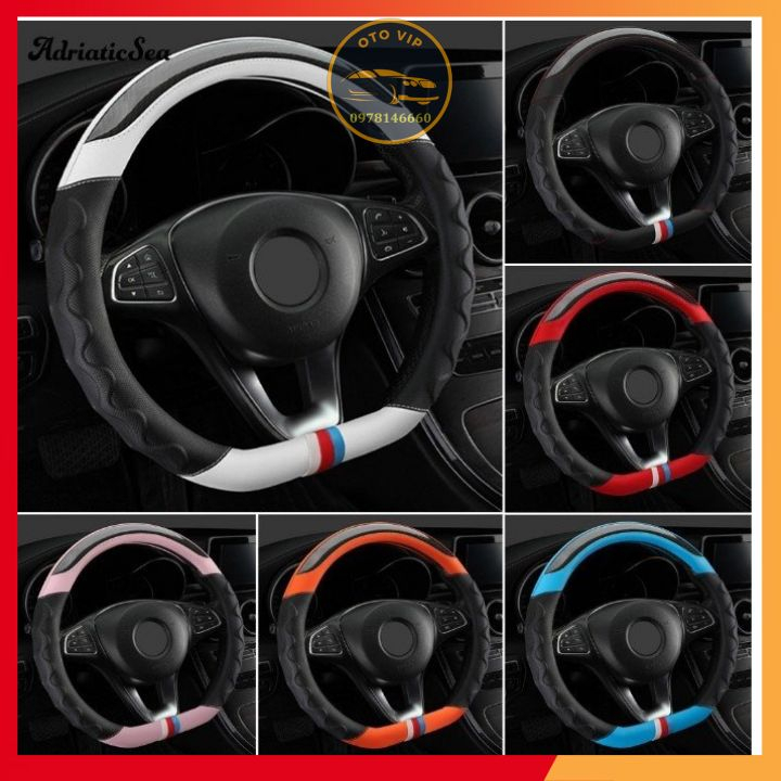 Bọc vô lăng D- Cut vân carbon phối da nhiều màu dùng cho xe hơi giúp xế yêu của bạn trở nên lung linh hơn