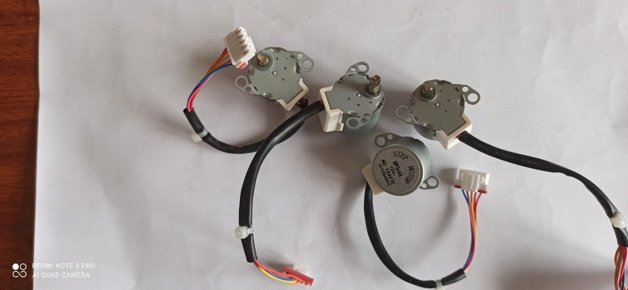 Motor cánh vẫy đảo gió điều hoà - mô tơ máy lạnh các hãng Gree