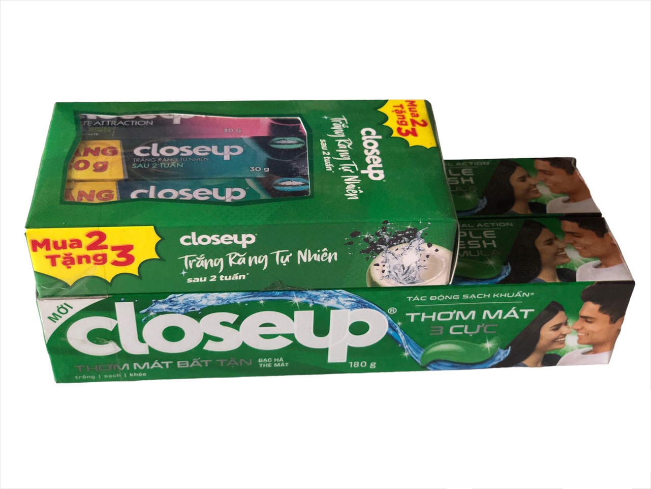 Combo 2 cây Kem đánh răng Closeup 180g