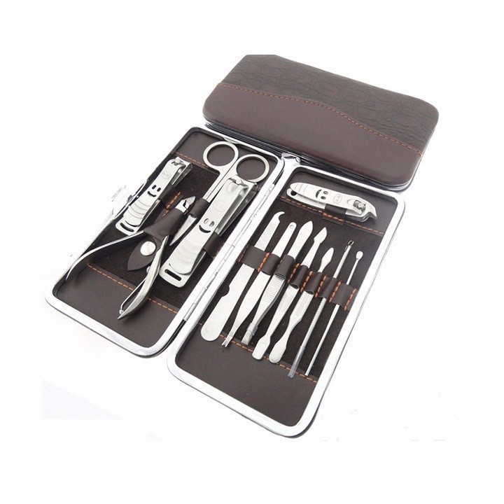 Bộ bấm móng tay 12 món tiện dụng