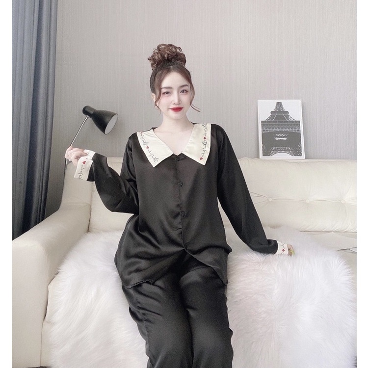 Bộ lụa cổ bèo chữ ký sang trọng set bộ mặc nhà tay quần dài, bộ đồ sau sinh chất lụa mềm mịn.