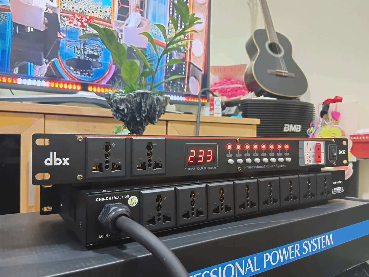 Bộ quản lý nguồn dàn karaoke dbx 12 có aptomat 10 ổ cắm dây nguồn lõi đồng to chống giật cháy nổ quá tải thiết bị