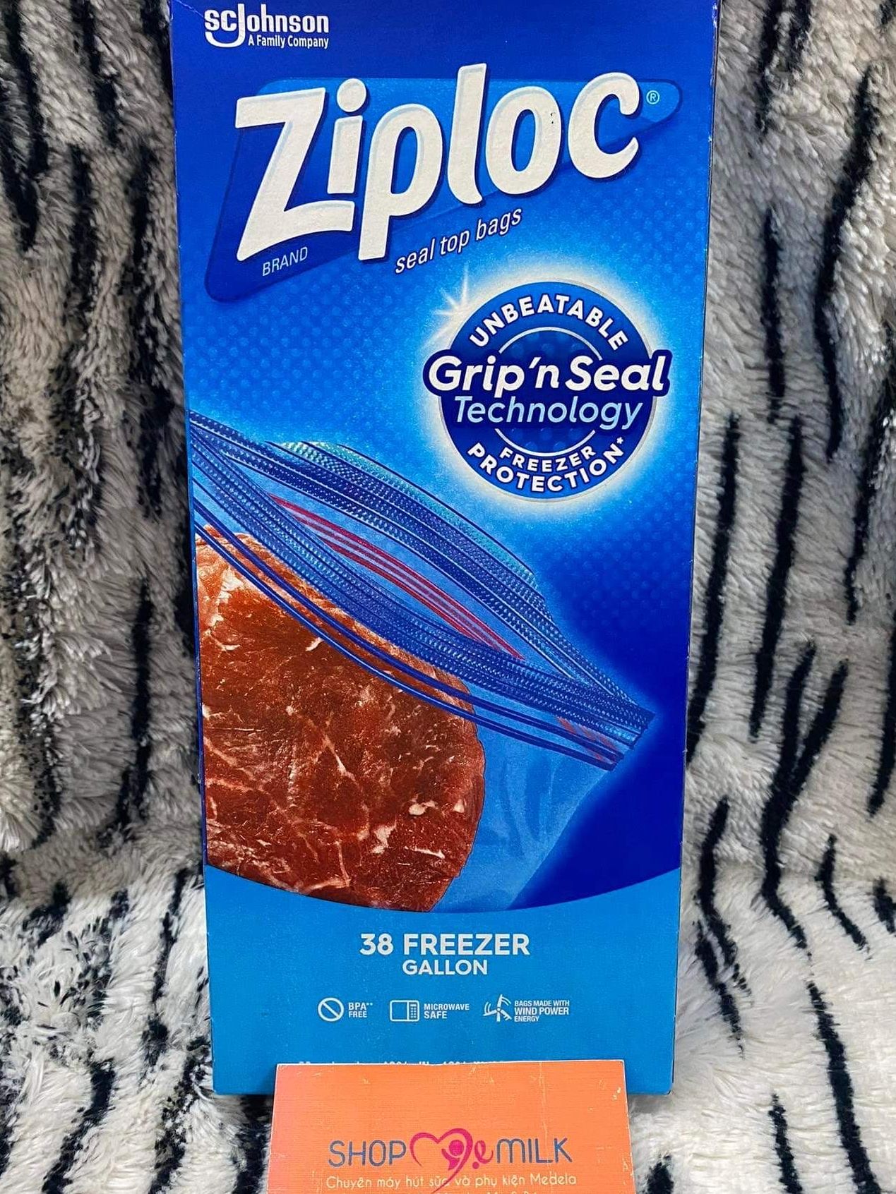 Túi Ziploc bảo quản thực phẩm dành riêng cho ngăn đông Ziploc Double Zipper Freezer Bag, Gallon