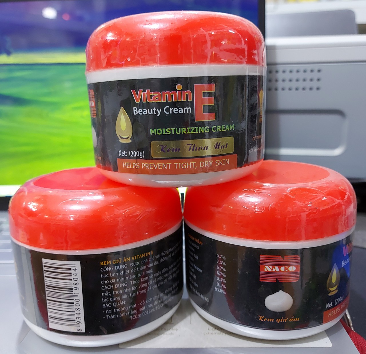 kem thoa mặt giữ ẩm vitamin e naco 200g (vitamin e nắp cam)