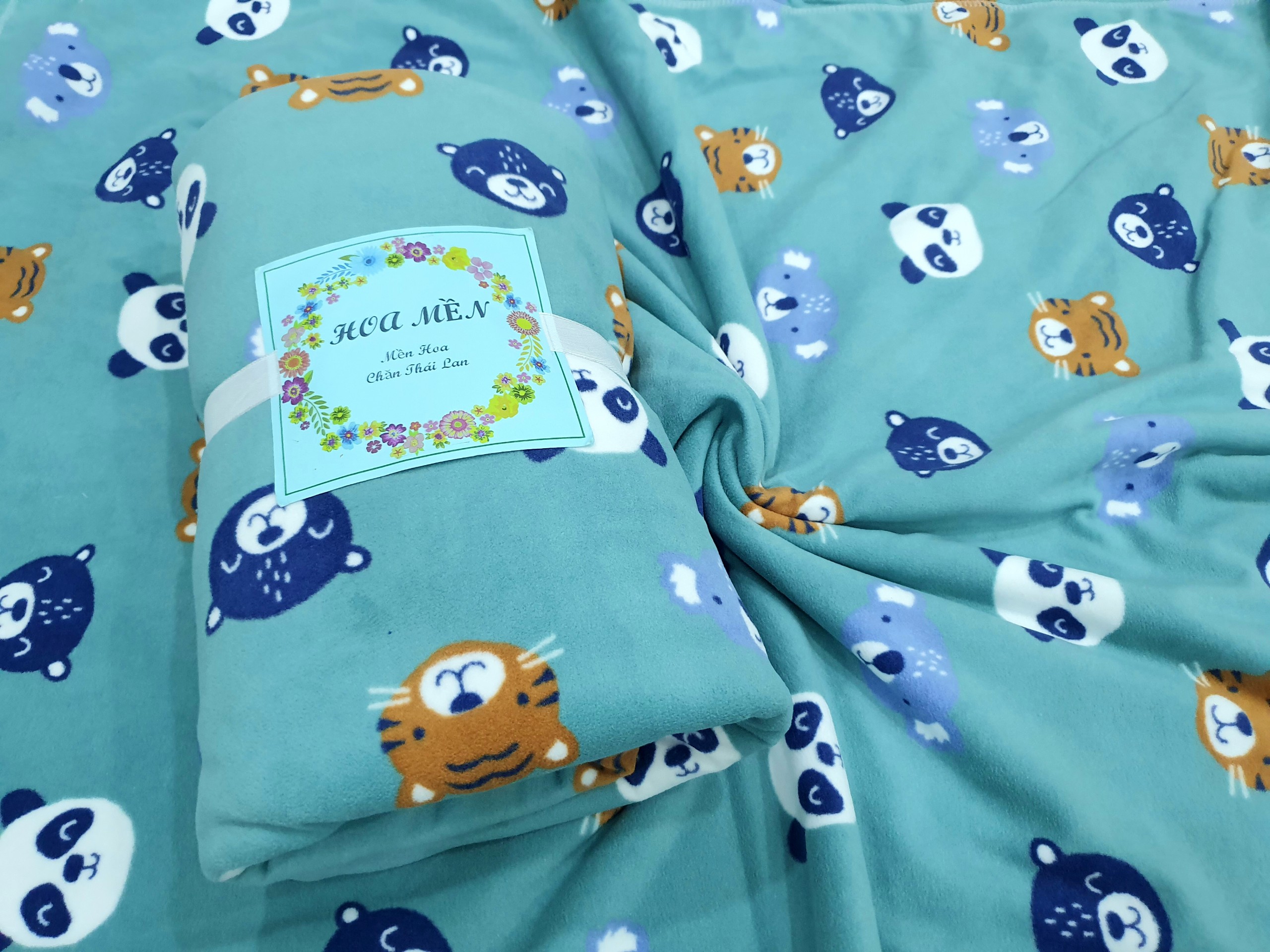 Mền nỉ thái GẤU CỌP văn phòng đi học