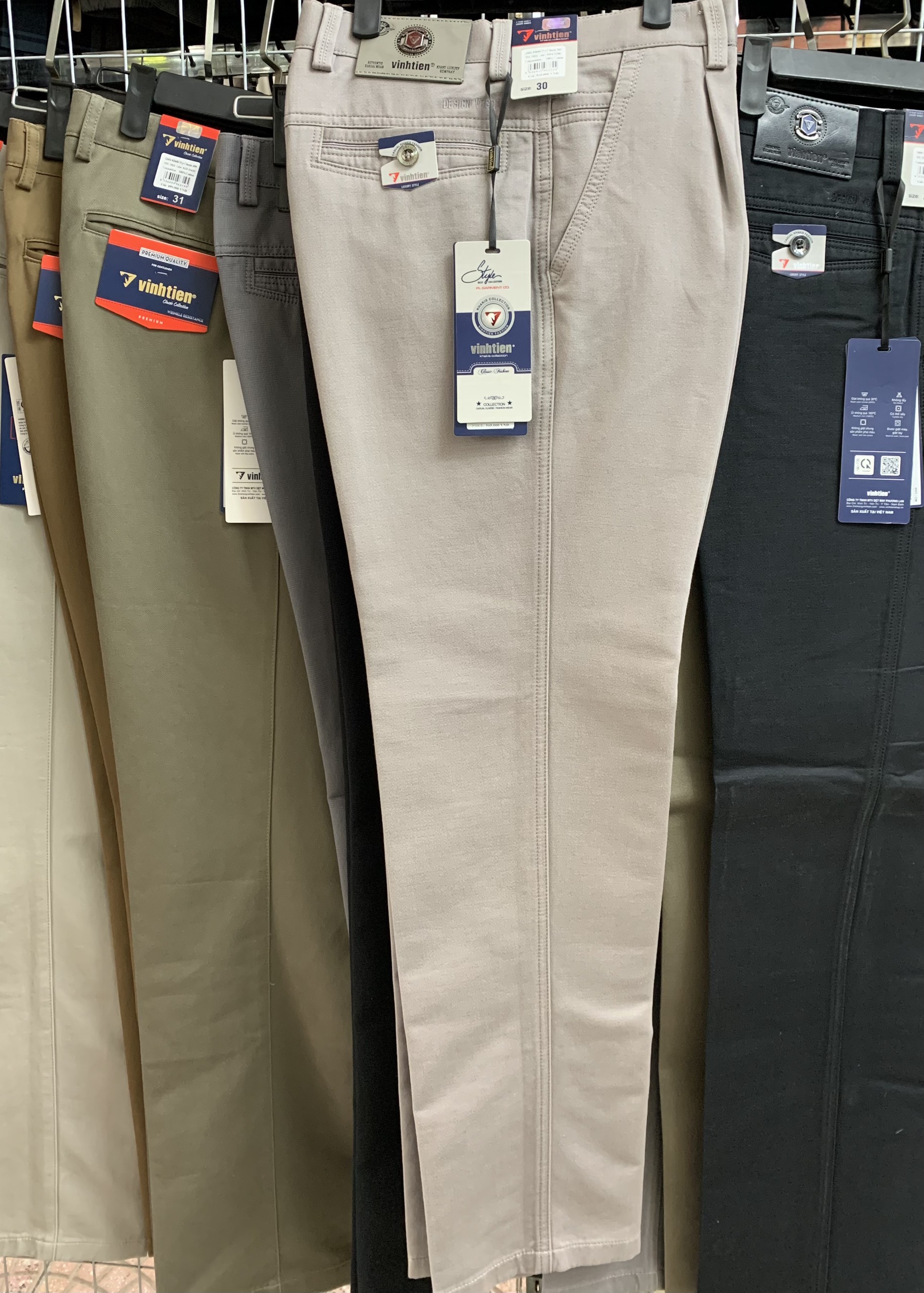 Quần kaki Vĩnh Tiến nam chít 1 ly hông dành cho trung niên in vân chìm 100% Cotton cao cấp 565