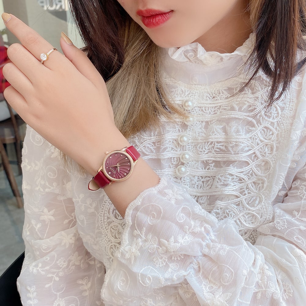 Đồng hồ nữ Julius Hàn Quốc JA-1219C1 dây da màu đỏ thanh lịch