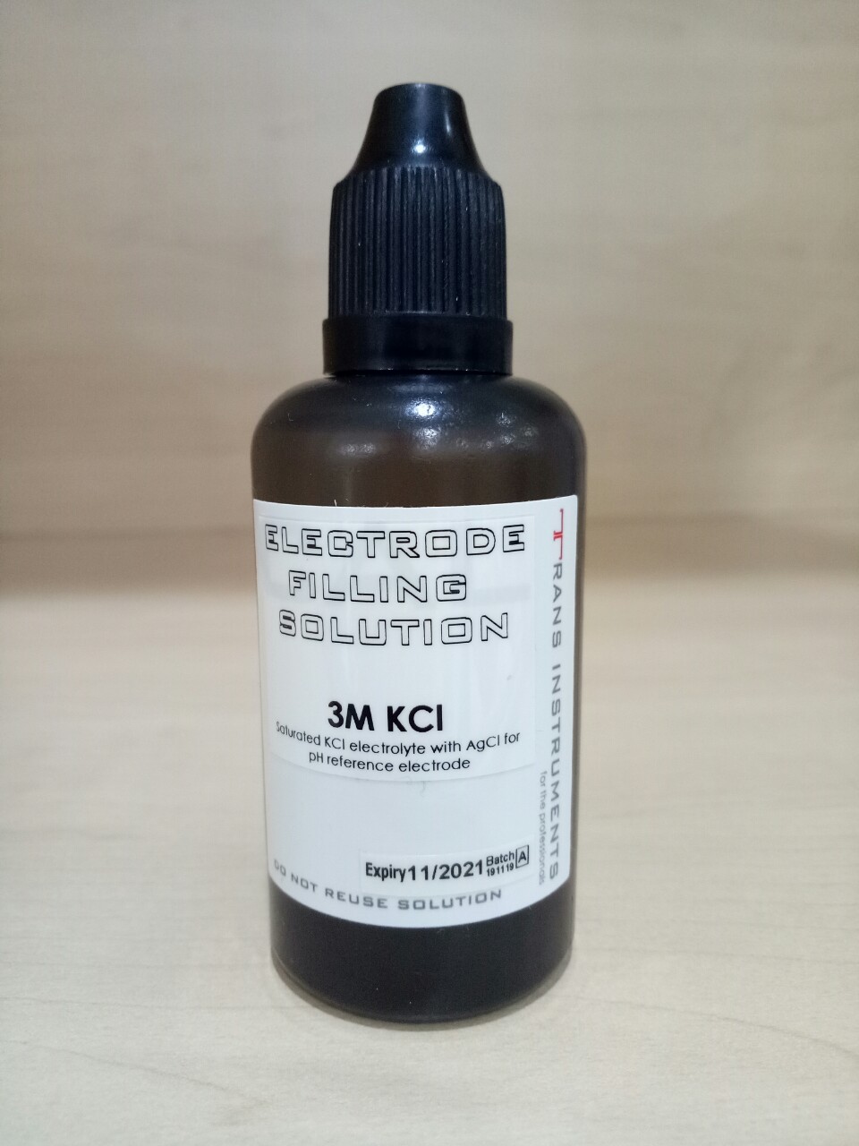 Dung dịch châm điện cực pH 3M KCl 50ml Trans Instruments