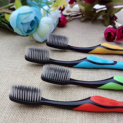 Bàn chải hàn quốc than tre hoạt tính lông siêu mảnh