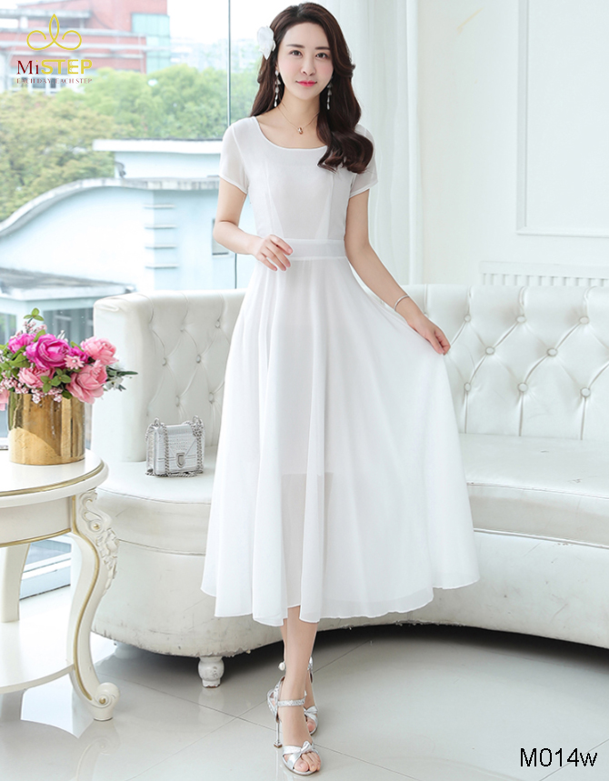 Váy Maxi Màu Trắng Có Tay Đẹp
